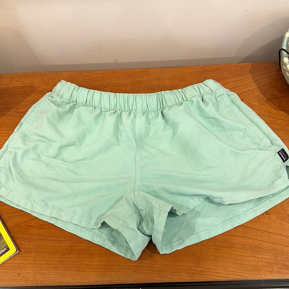 Patagonia women’s baggies